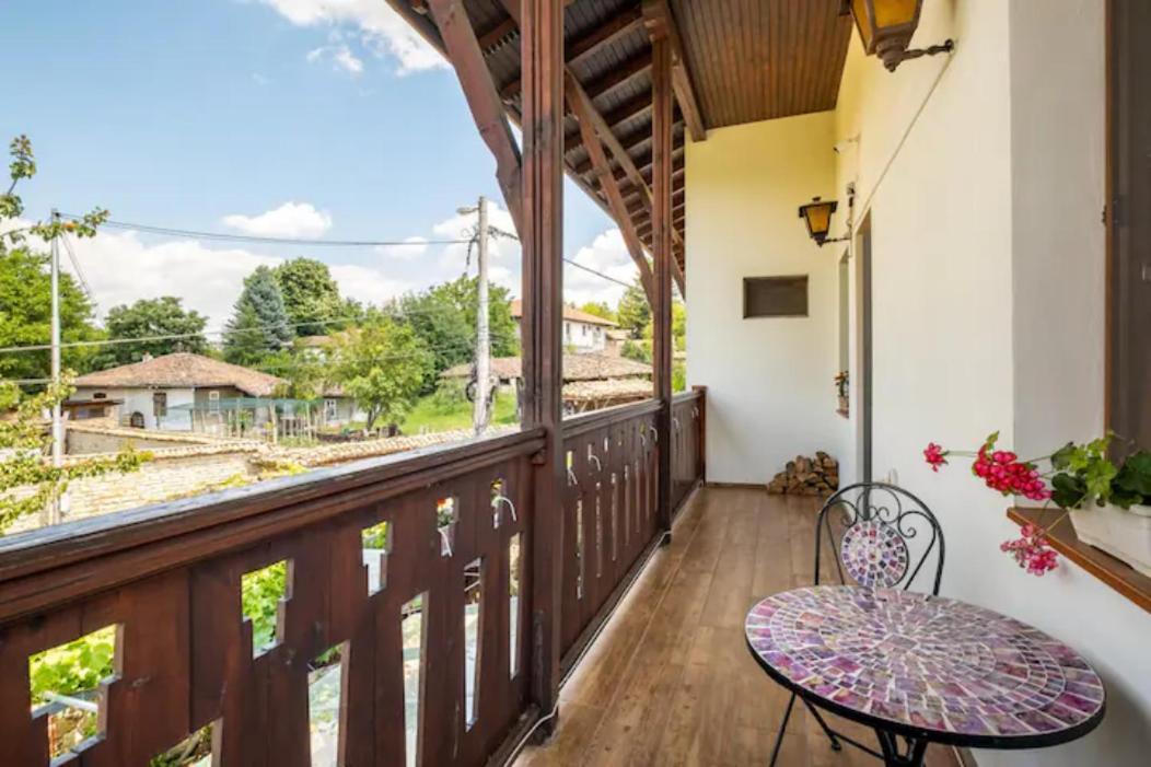 Guest House Geranium アルバナシ エクステリア 写真